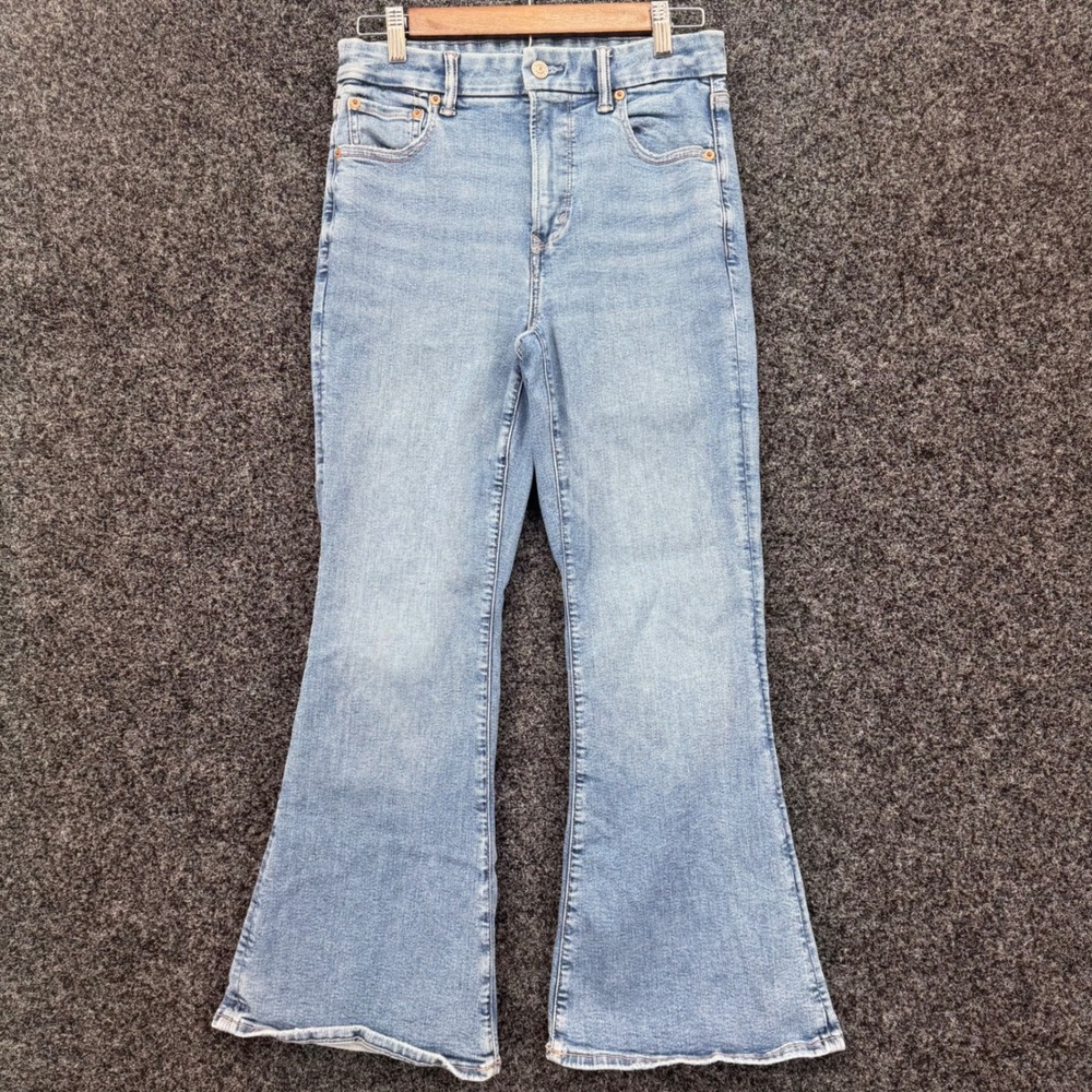 American Eagle Super High-Rise Flare Jeans Luxe Stretch Light Wash 6 X-Short